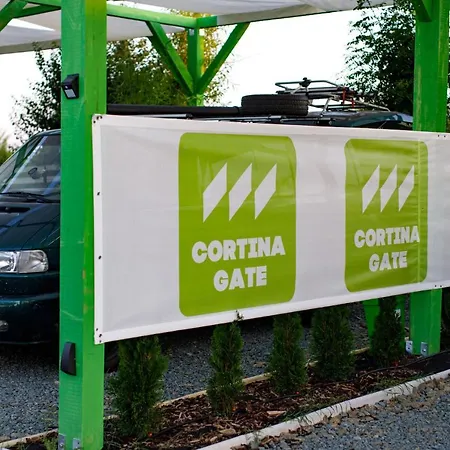 Camping Cortina Gate Camping Pentru Autorulote *